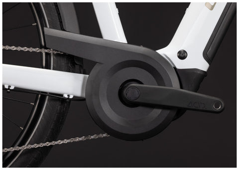 Touring Hybrid ONE 600 metallicwhite´n´chrome Diamant