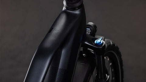 Kathmandu Hybrid Pro 800 coal´n´black Trapez