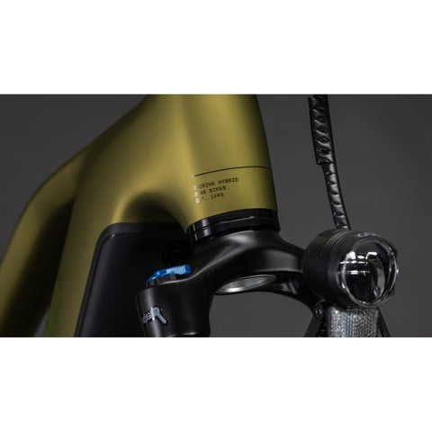 Touring Hybrid Pro 800