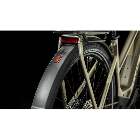 Kathmandu Hybrid Pro 750