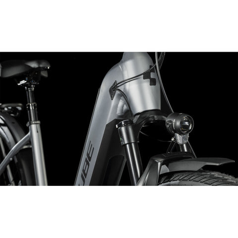 Kathmandu Hybrid SLX 750