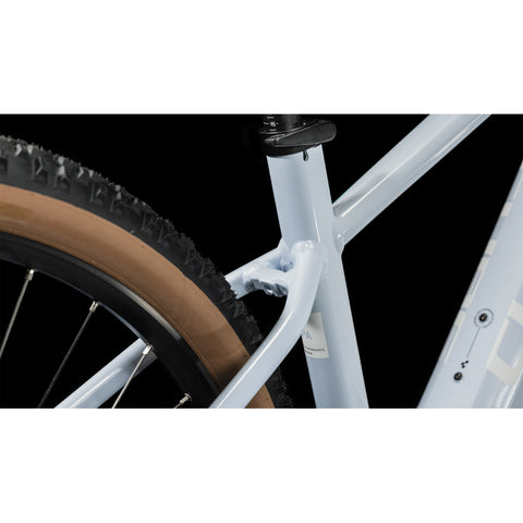 Reaction Hybrid Pro 750