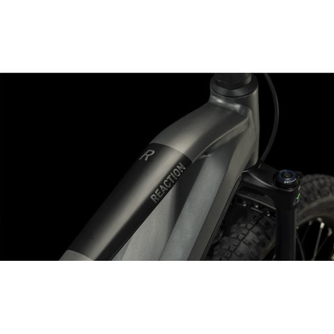 Reaction Hybrid Race 750