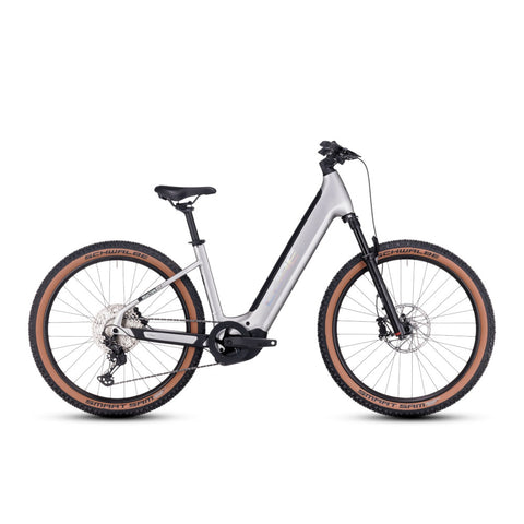 Reaction Hybrid SLX 750