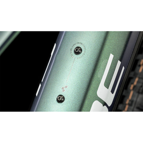 Stereo Hybrid 140 HPC SLX 750