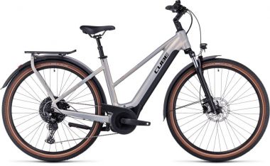 Cube Touring Hybrid Pro 625